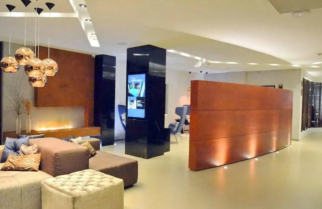 Quo Quality Hotel-1